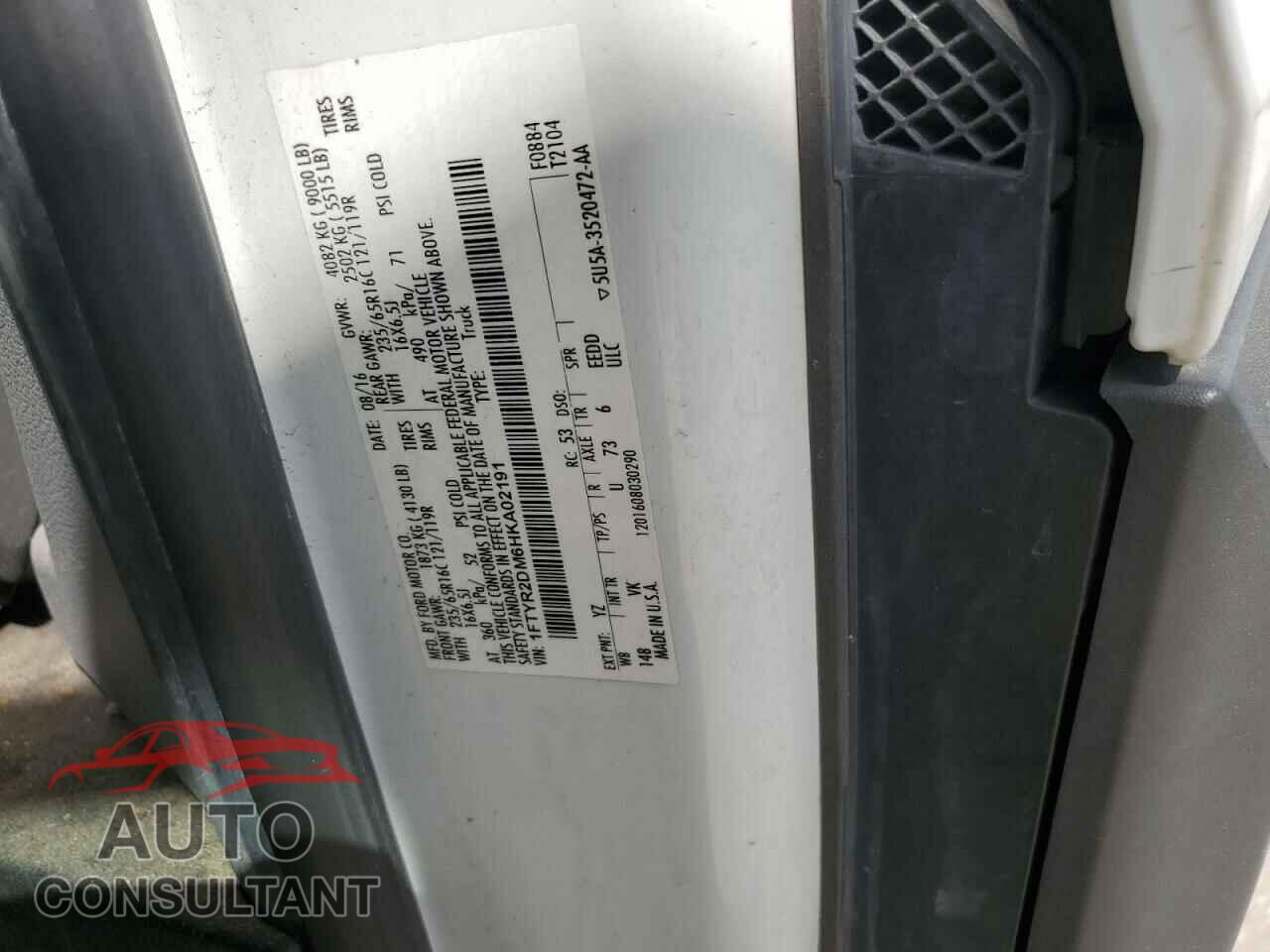 FORD TRANSIT 2017 - 1FTYR2DM6HKA02191