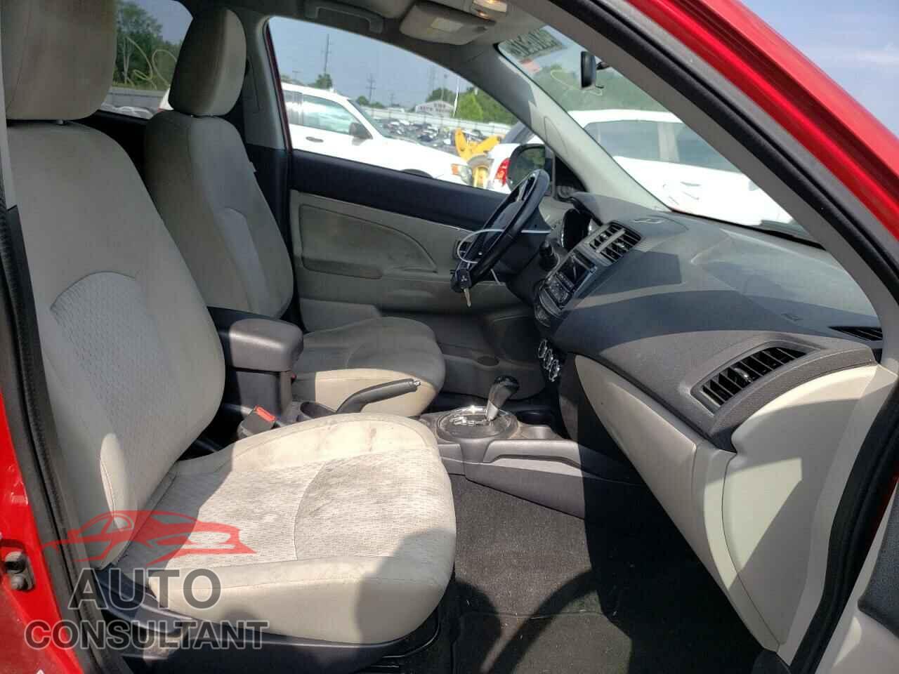 MITSUBISHI OUTLANDER 2017 - JA4AP3AU5HZ001925