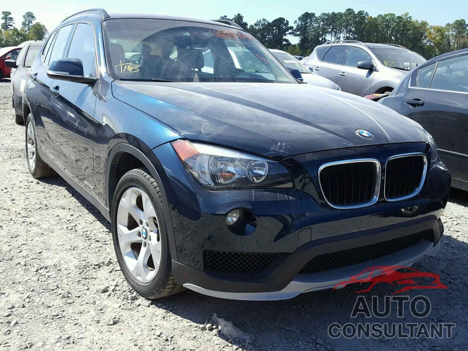 BMW X1 SDRIVE28I 2015 - WBAVM1C56FVW56977
