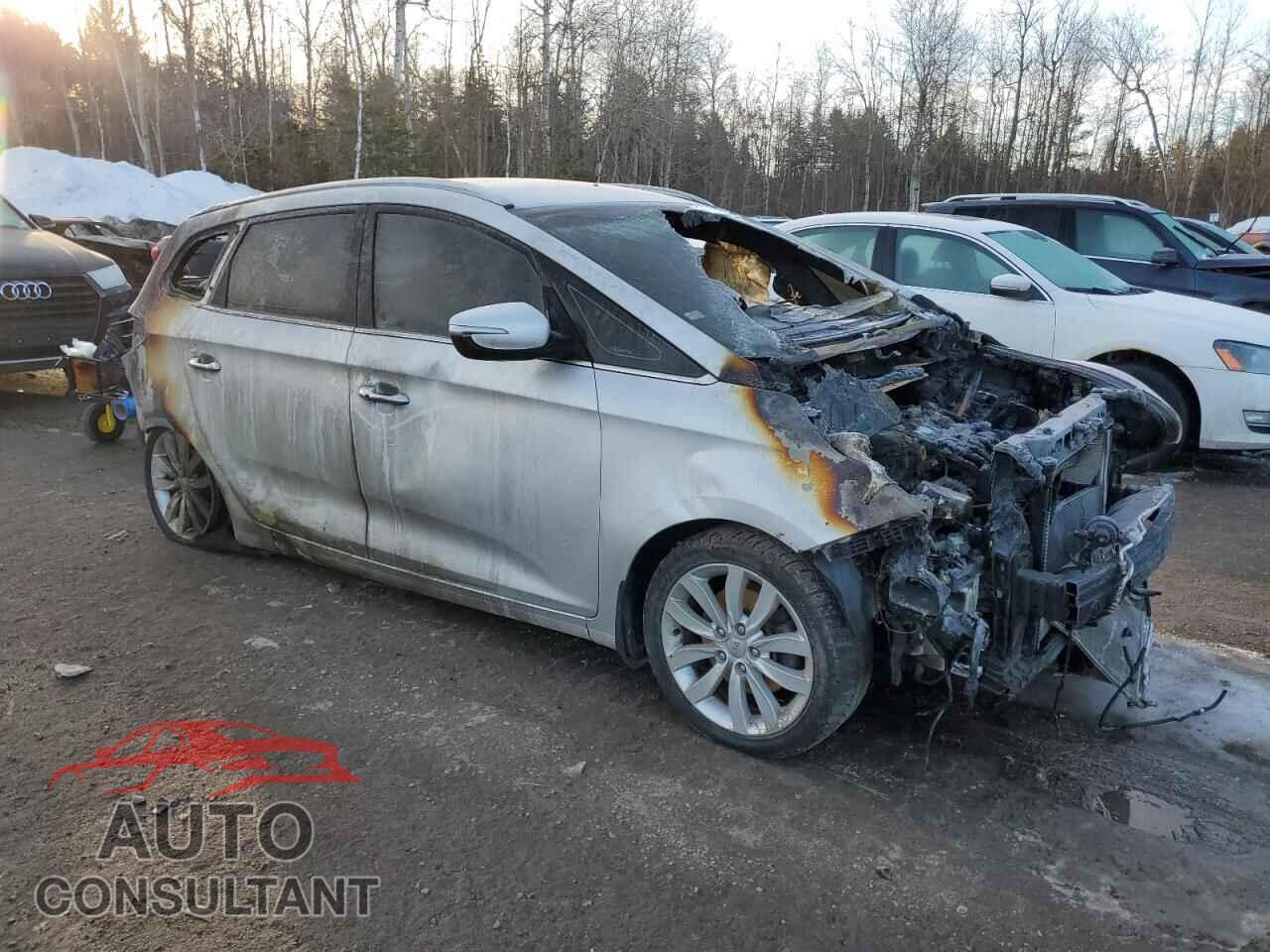 KIA RONDO 2014 - KNAHU8A34E7006684