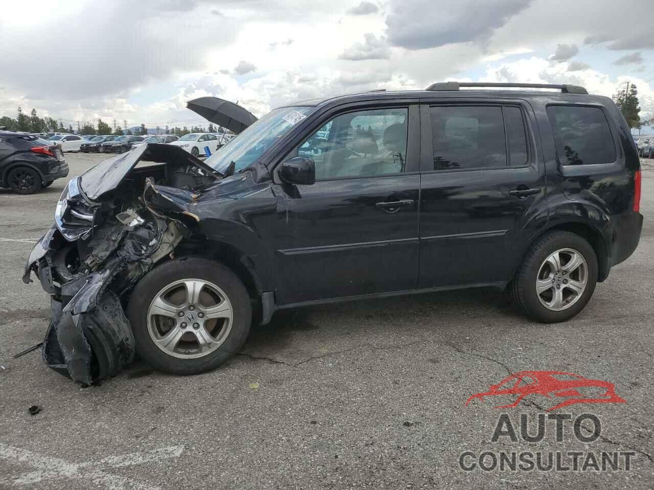 HONDA PILOT 2015 - 5FNYF3H51FB010615