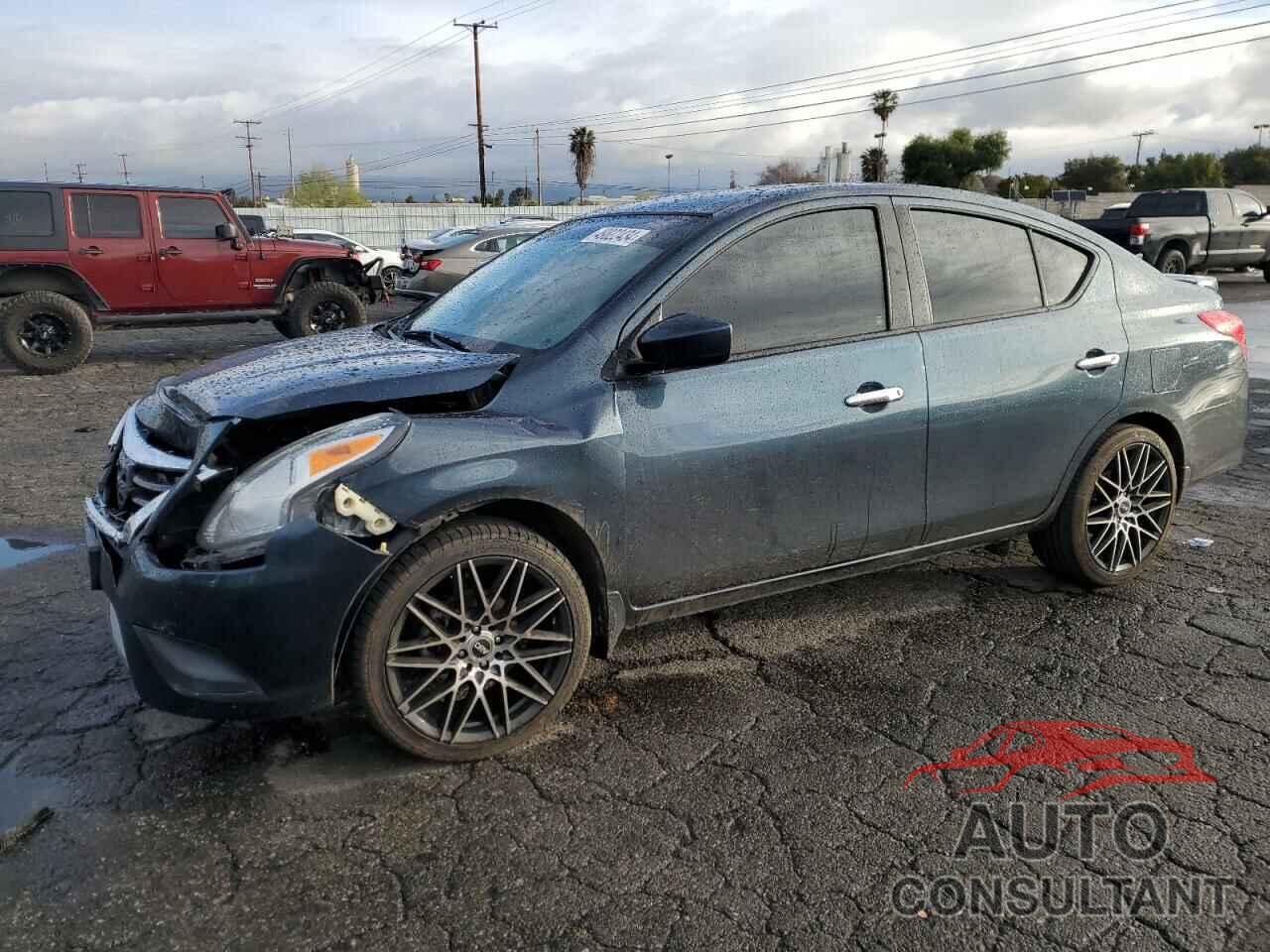 NISSAN VERSA 2017 - 3N1CN7AP3HL833280