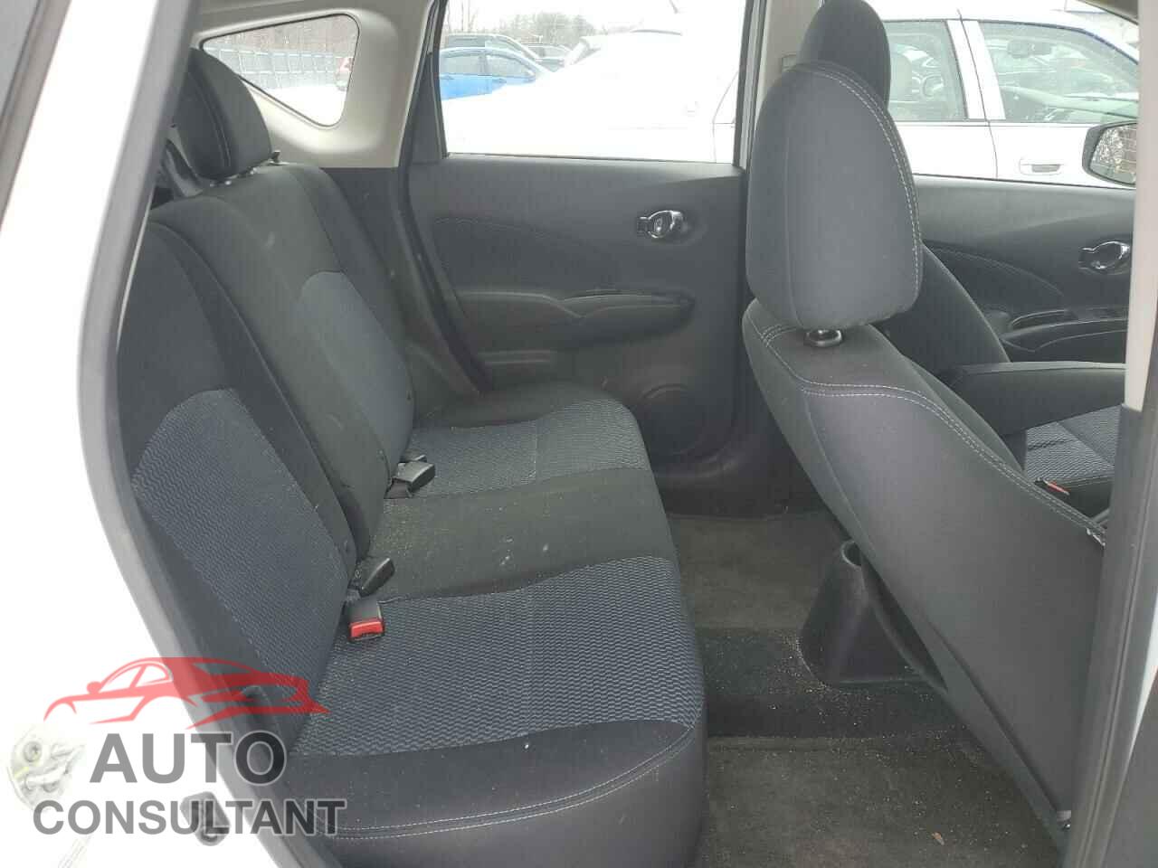 NISSAN VERSA 2017 - 3N1CE2CP3HL369505