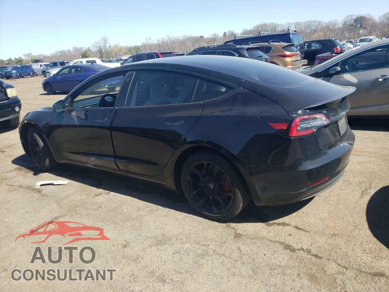 TESLA MODEL 3 2019 - 5YJ3E1EB5KF440749