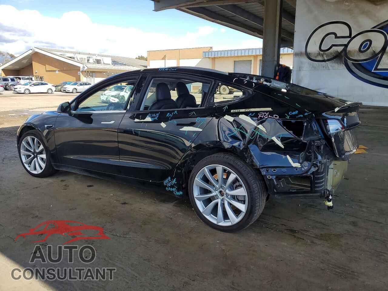 TESLA MODEL 3 2018 - 5YJ3E1EB7JF086800