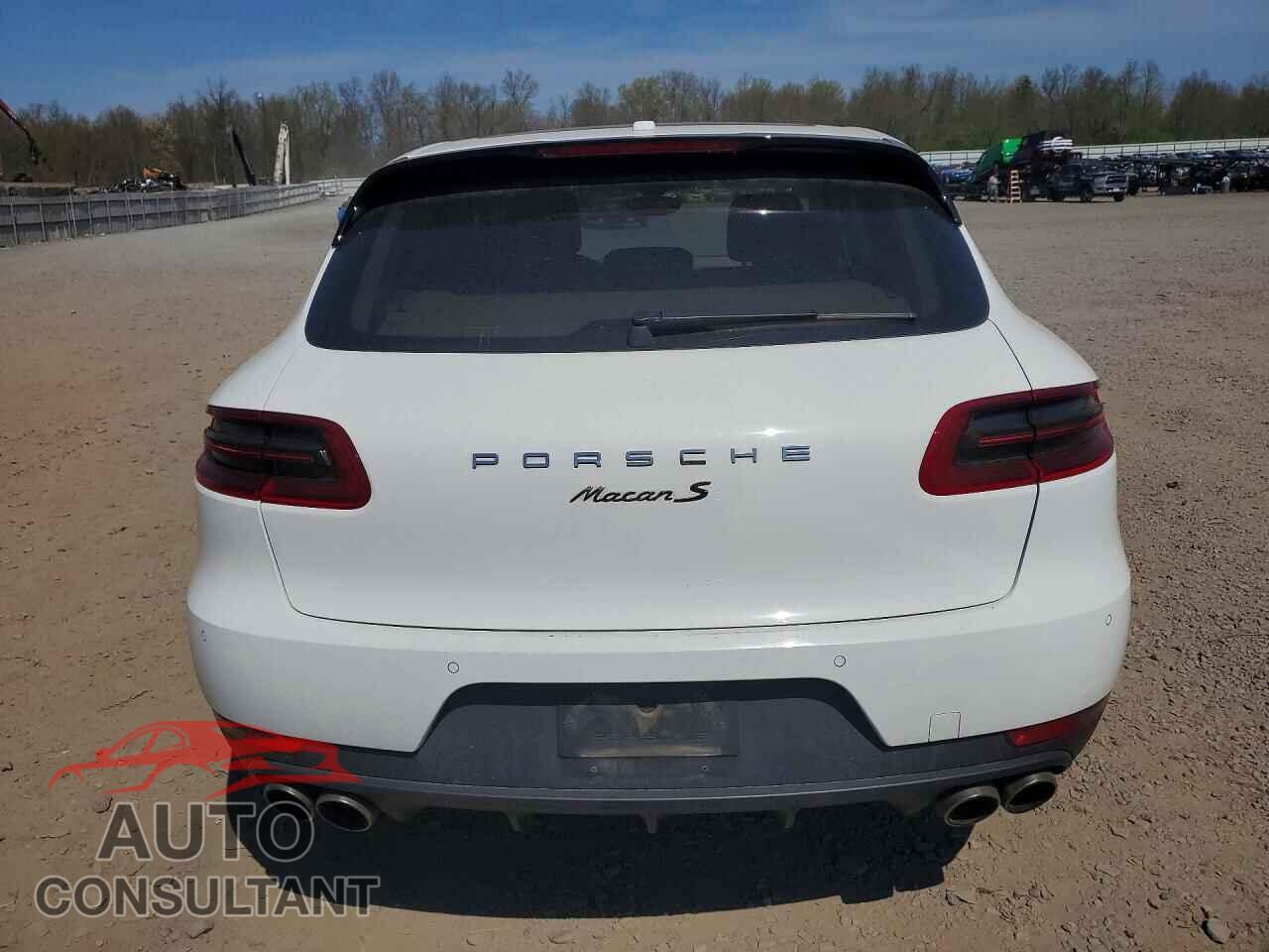 PORSCHE MACAN 2016 - WP1AB2A51GLB45351