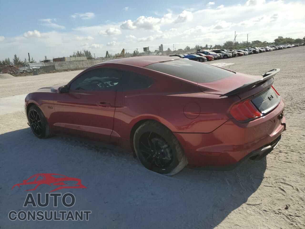 FORD MUSTANG 2018 - 1FA6P8CF9J5116733