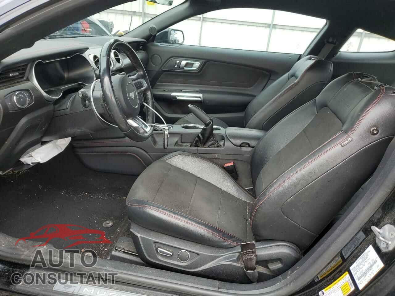 FORD MUSTANG 2019 - 1FA6P8CF3K5128975