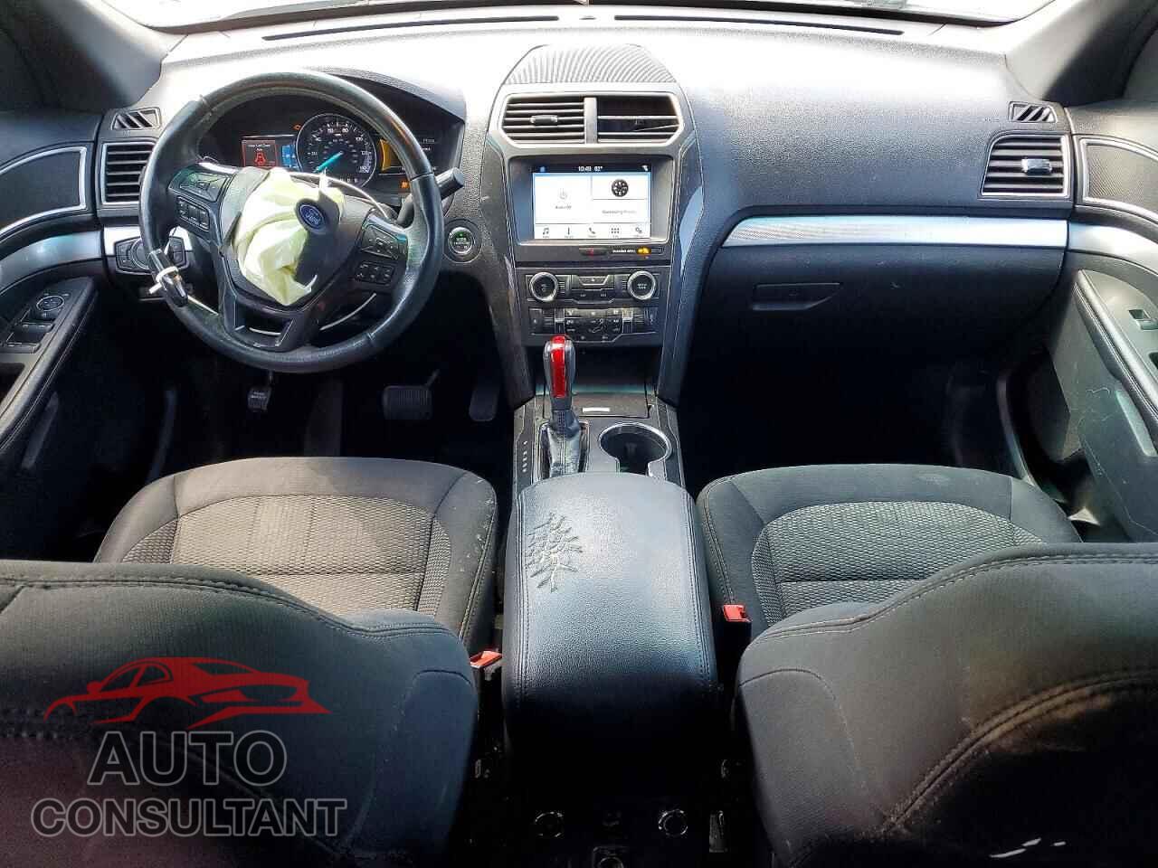 FORD EXPLORER 2017 - 1FM5K8D86HGA41312