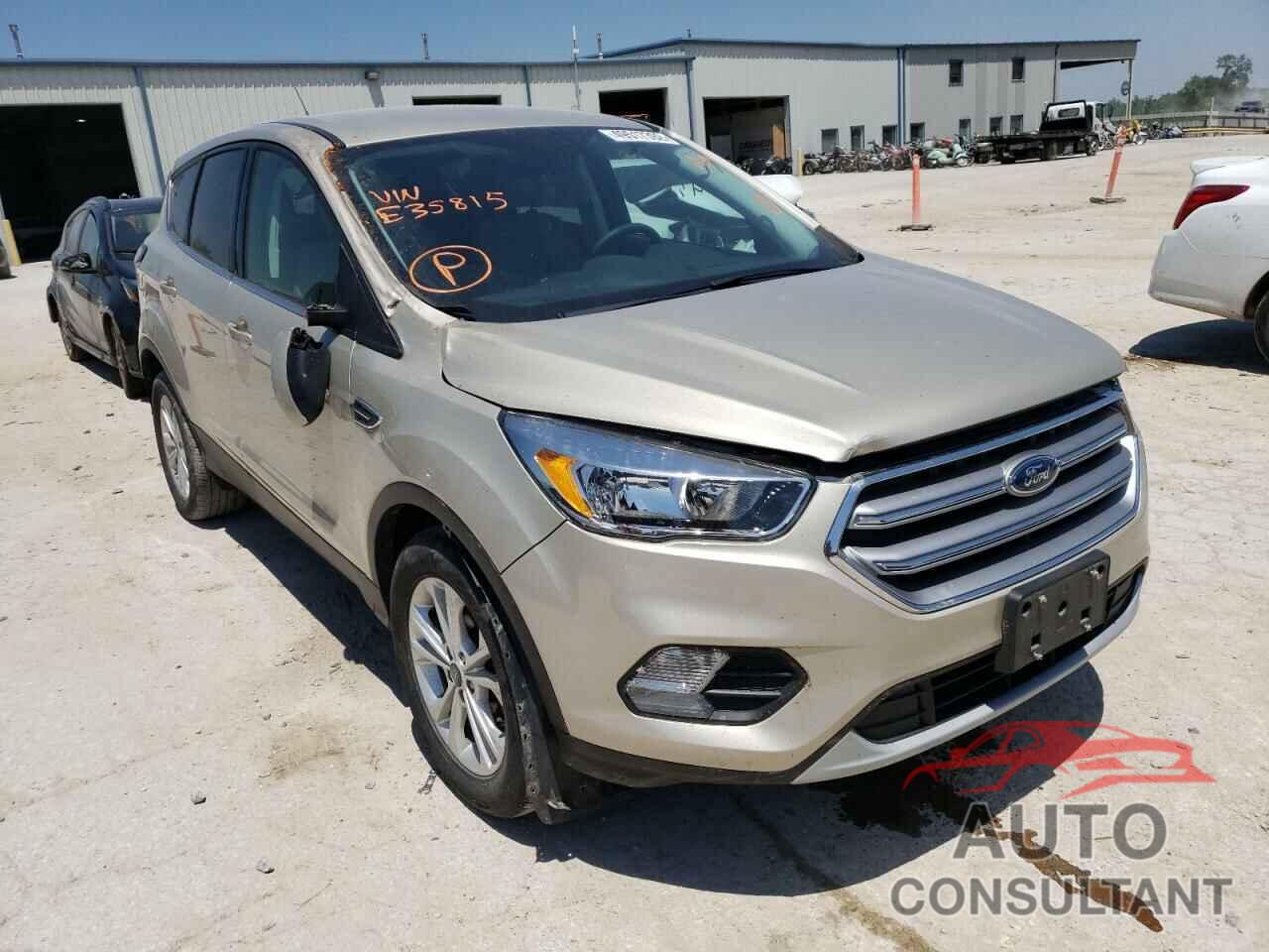 FORD ESCAPE 2017 - 1FMCU0GD1HUE35815