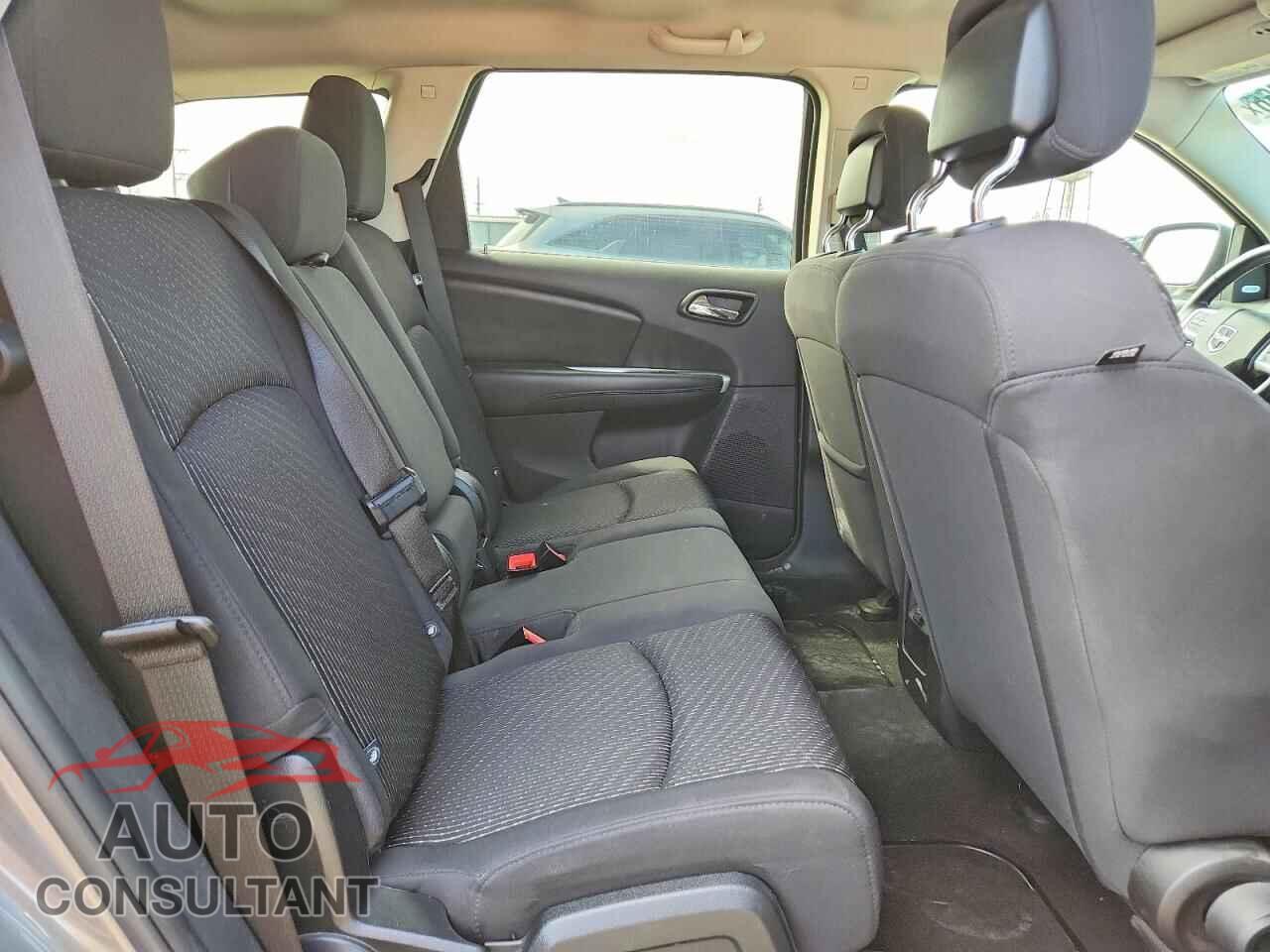 DODGE JOURNEY 2012 - 3C4PDCBG7CT395543