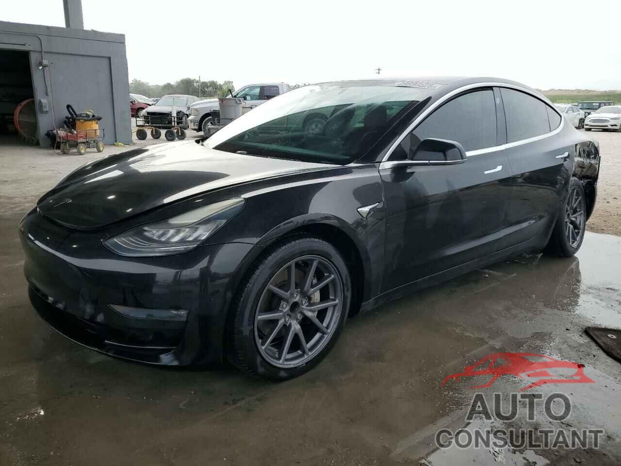 TESLA MODEL 3 2019 - 5YJ3E1EA7KF296824