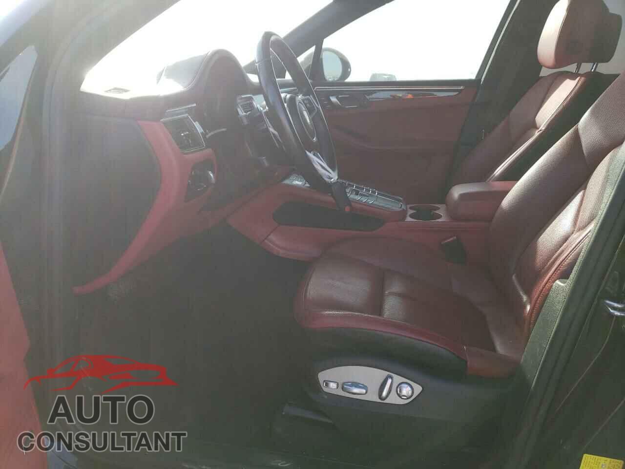 PORSCHE MACAN 2018 - WP1AA2A57JLB16933