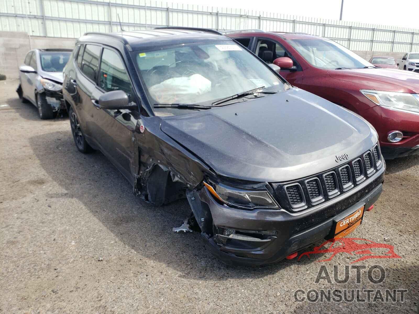 JEEP COMPASS 2019 - 3C4NJDDB5KT790519