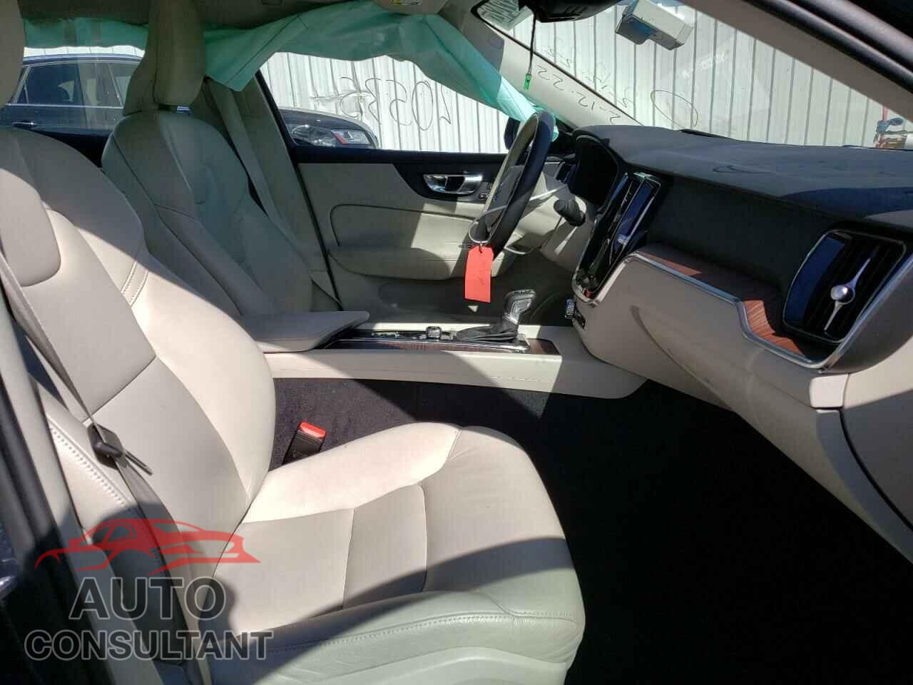 VOLVO S60 2021 - 7JR102TZ9MG109727