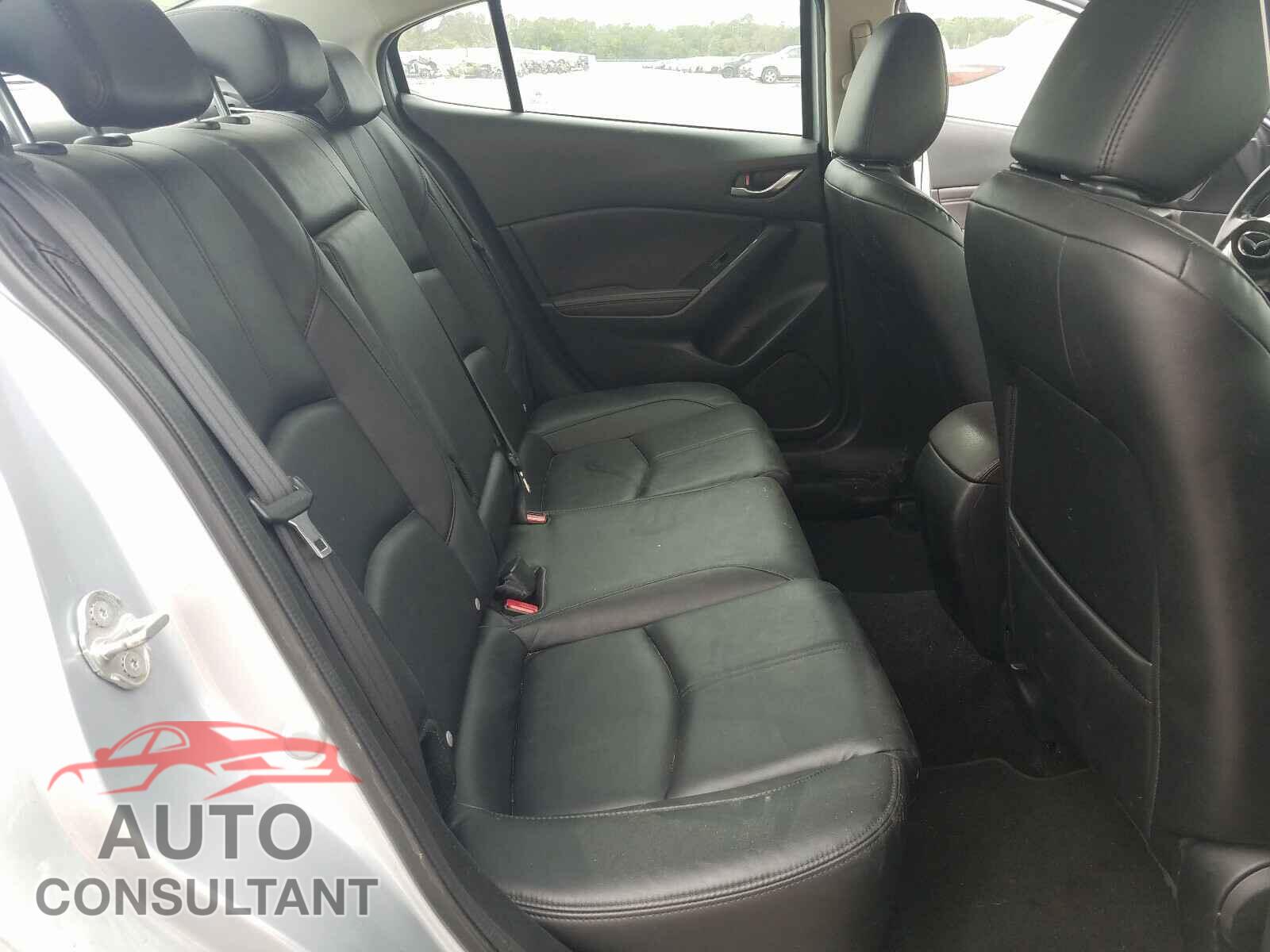 MAZDA 3 2017 - 3MZBN1V77HM105033
