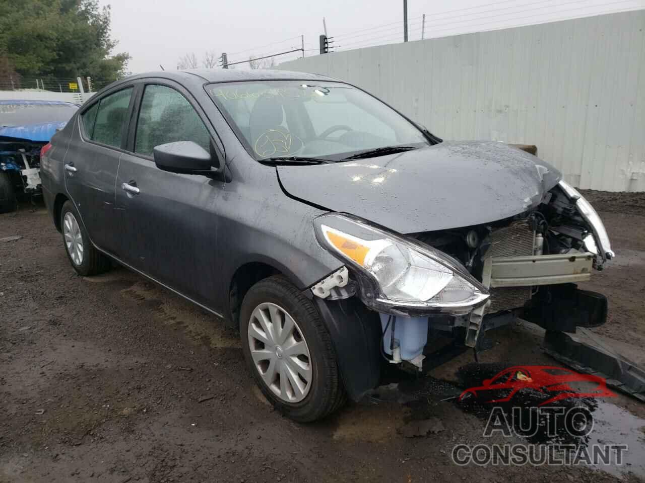 NISSAN VERSA 2018 - 3N1CN7AP7JL813376