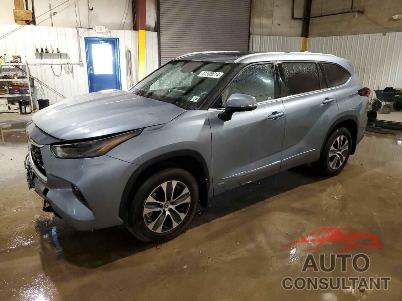 TOYOTA HIGHLANDER 2023 - 5TDKBRCH2PS113979