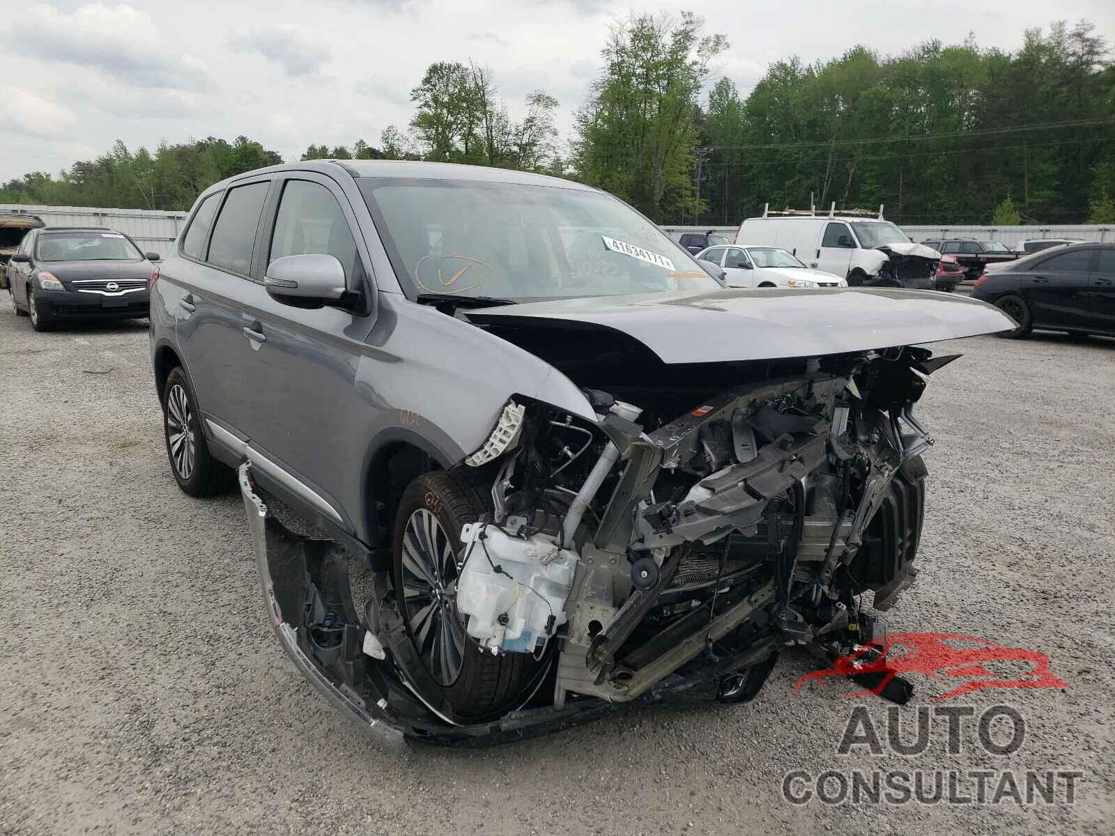MITSUBISHI OUTLANDER 2019 - JA4AD3A37KZ012884