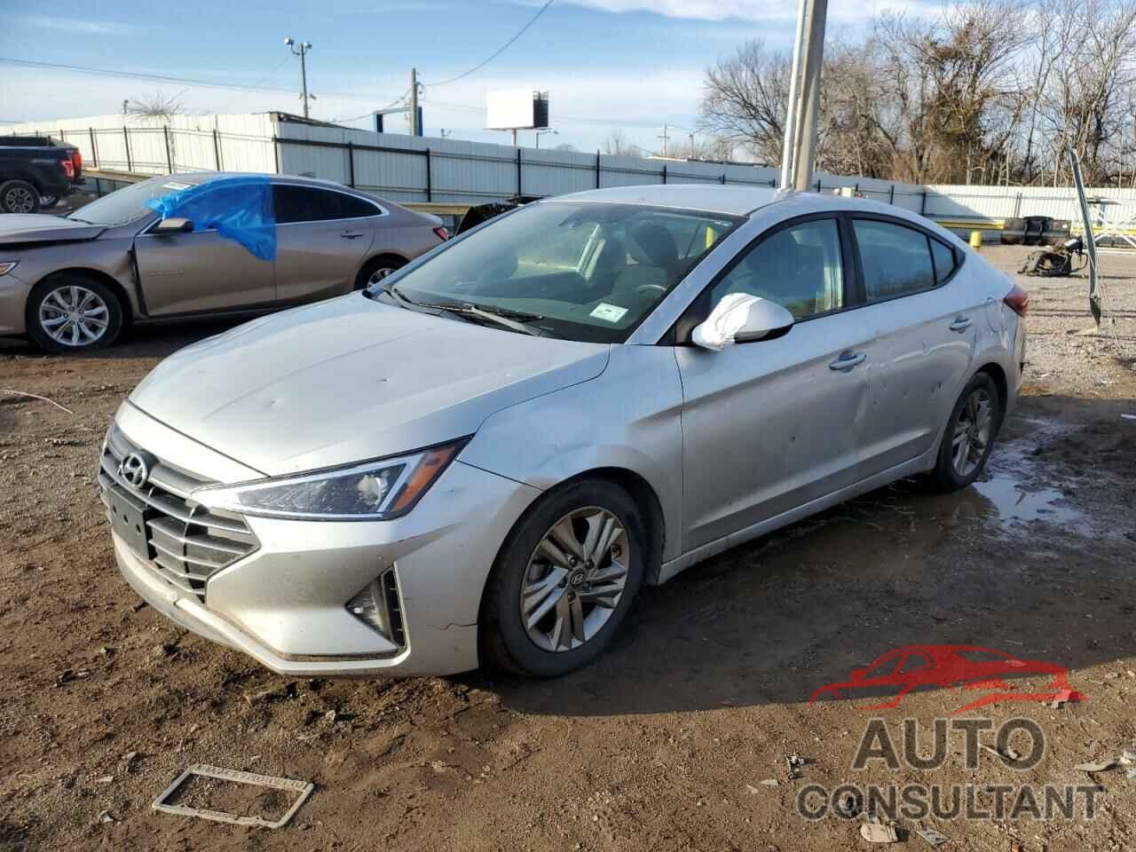 HYUNDAI ELANTRA 2019 - 5NPD84LFXKH407332
