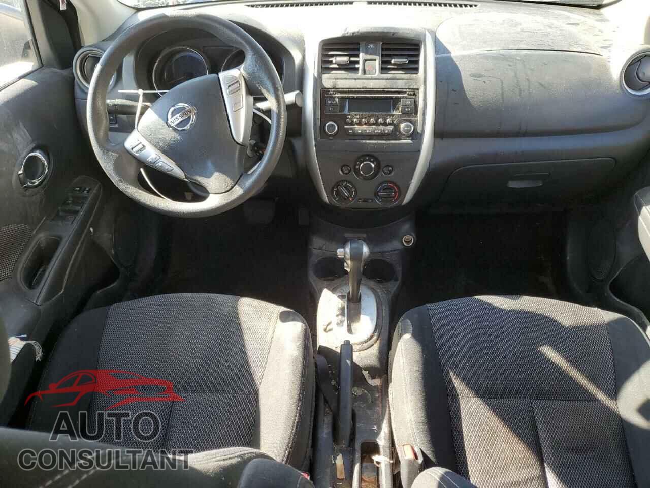 NISSAN VERSA 2017 - 3N1CN7AP3HL805544