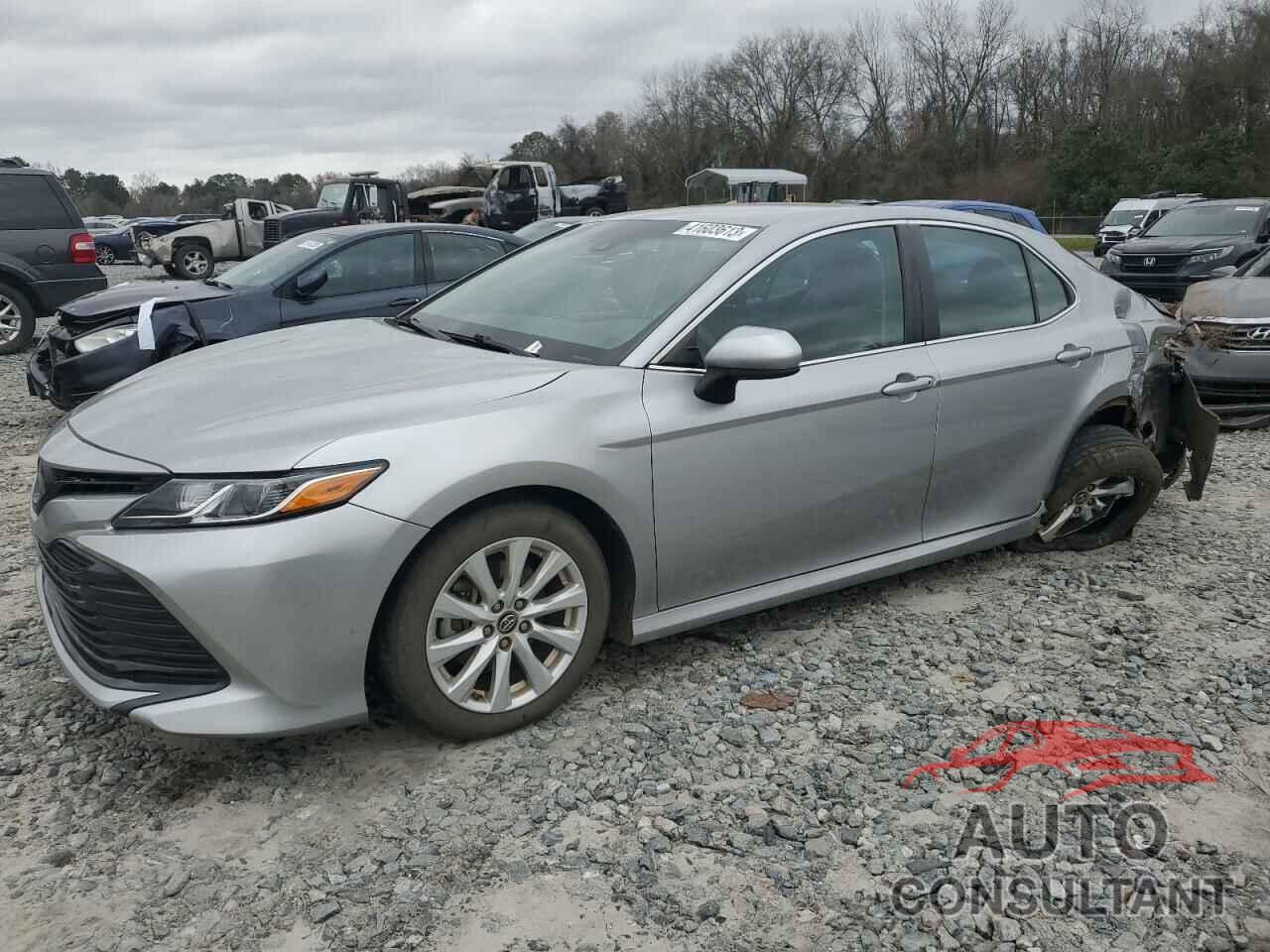TOYOTA CAMRY 2018 - 4T1B11HK6JU654668