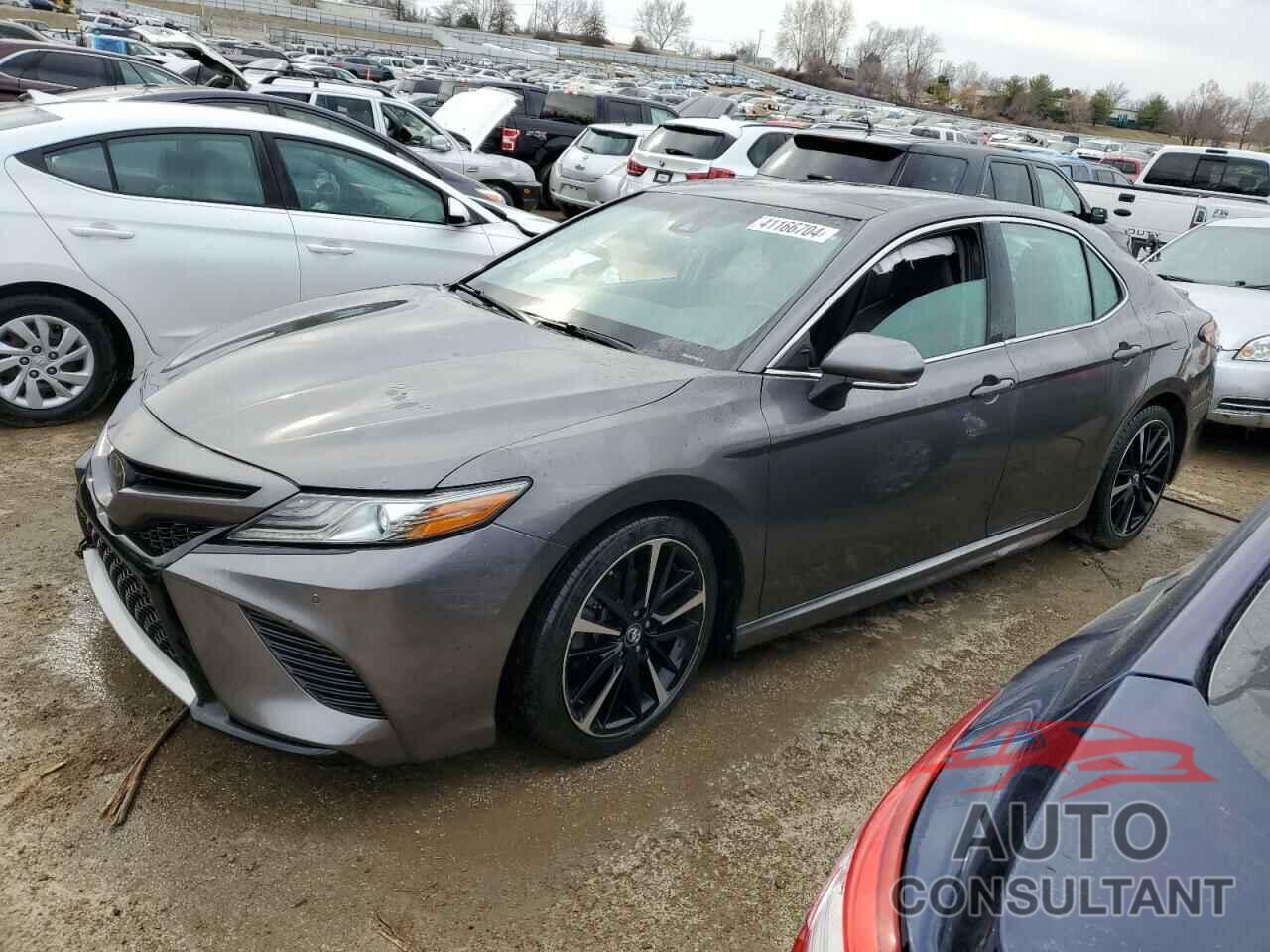 TOYOTA CAMRY 2018 - 4T1B61HKXJU079797