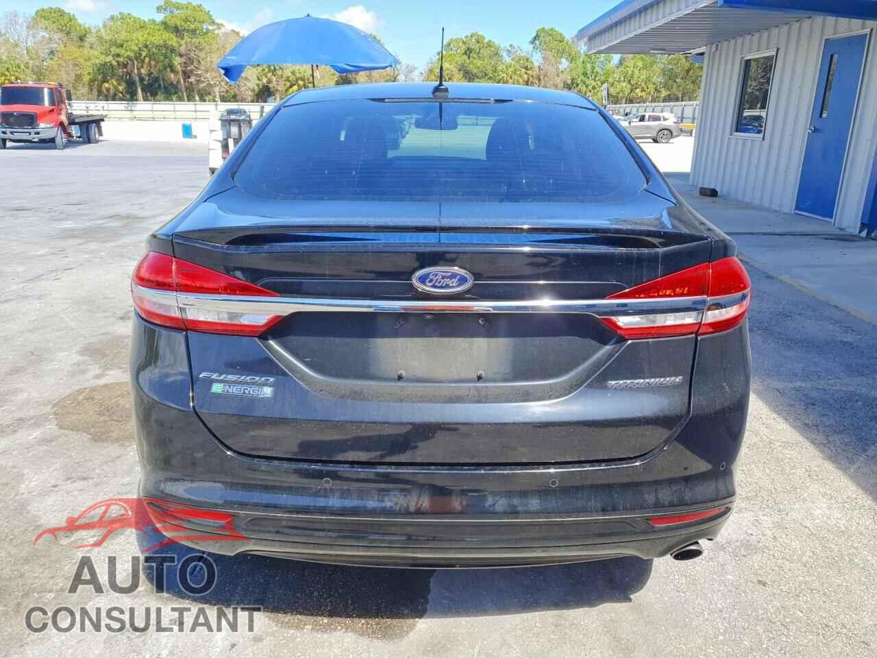 FORD FUSION 2017 - 3FA6P0SU1HR242545