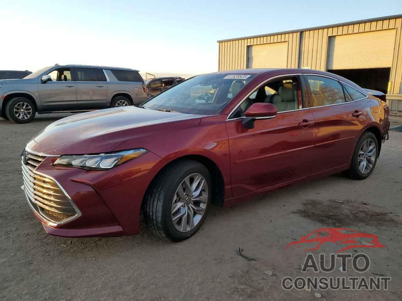 TOYOTA AVALON 2022 - 4T1JA1AB8NU015199