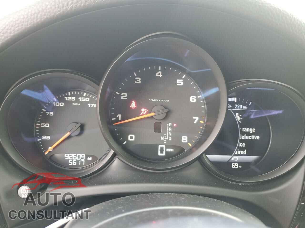 PORSCHE MACAN 2017 - WP1AA2A55HLB03298