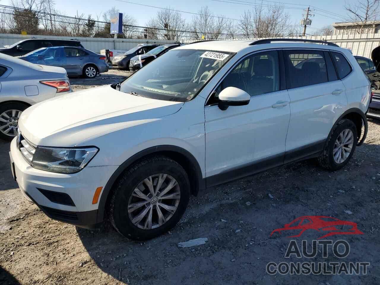 VOLKSWAGEN TIGUAN 2018 - 3VV2B7AX1JM133938