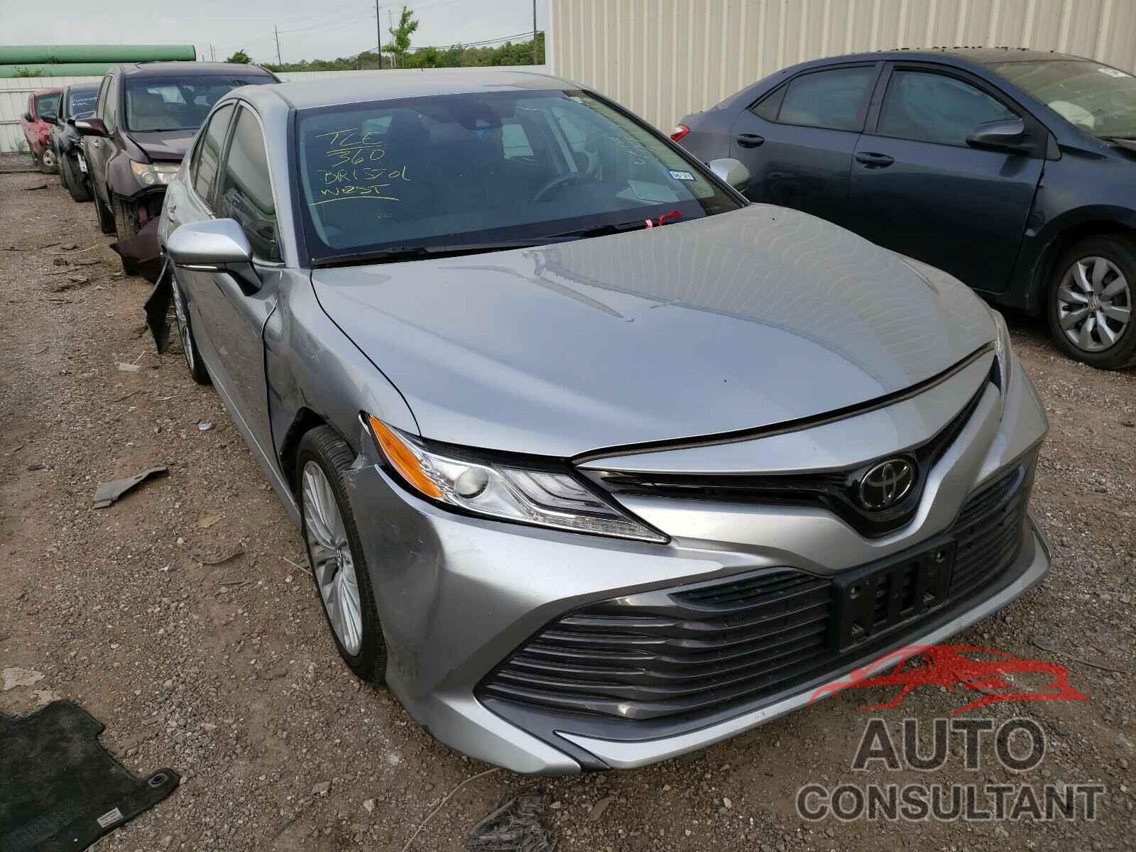 TOYOTA CAMRY 2019 - 4T1B11HKXKU773969