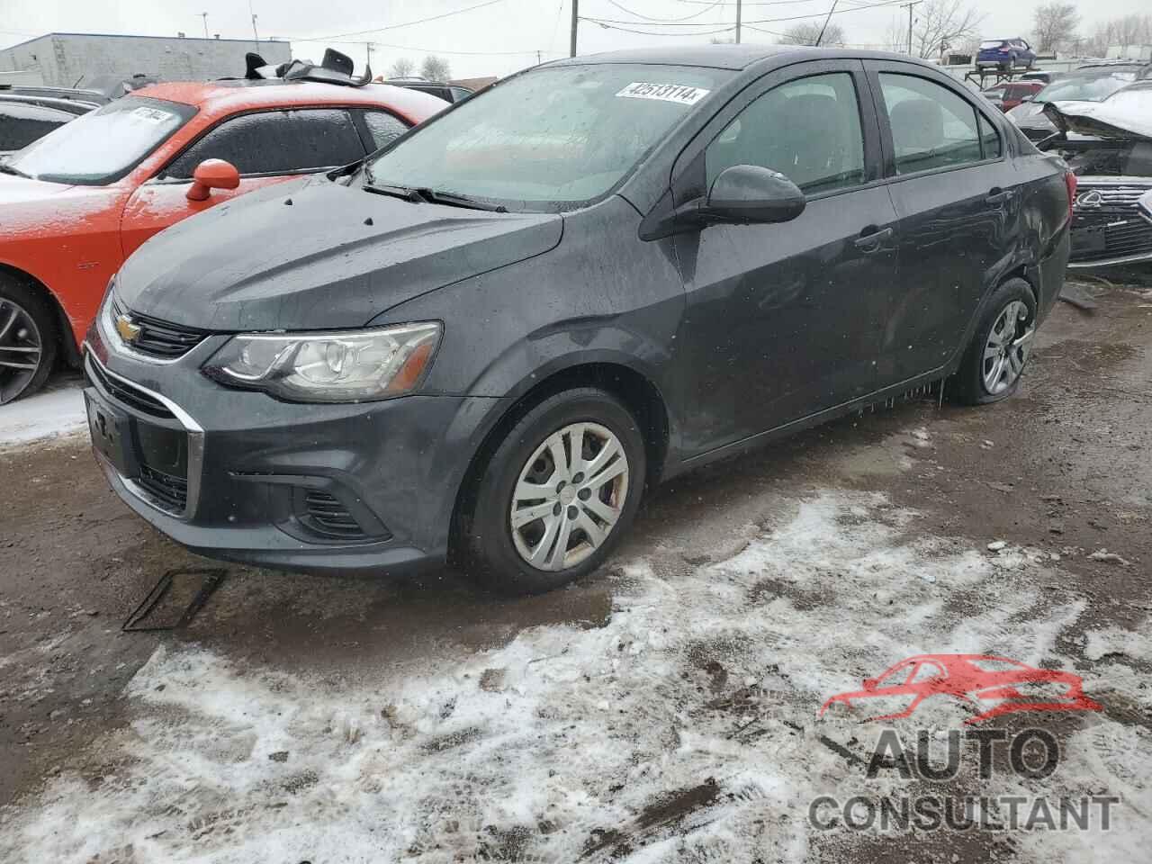 CHEVROLET SONIC 2018 - 1G1JB5SH9J4139111