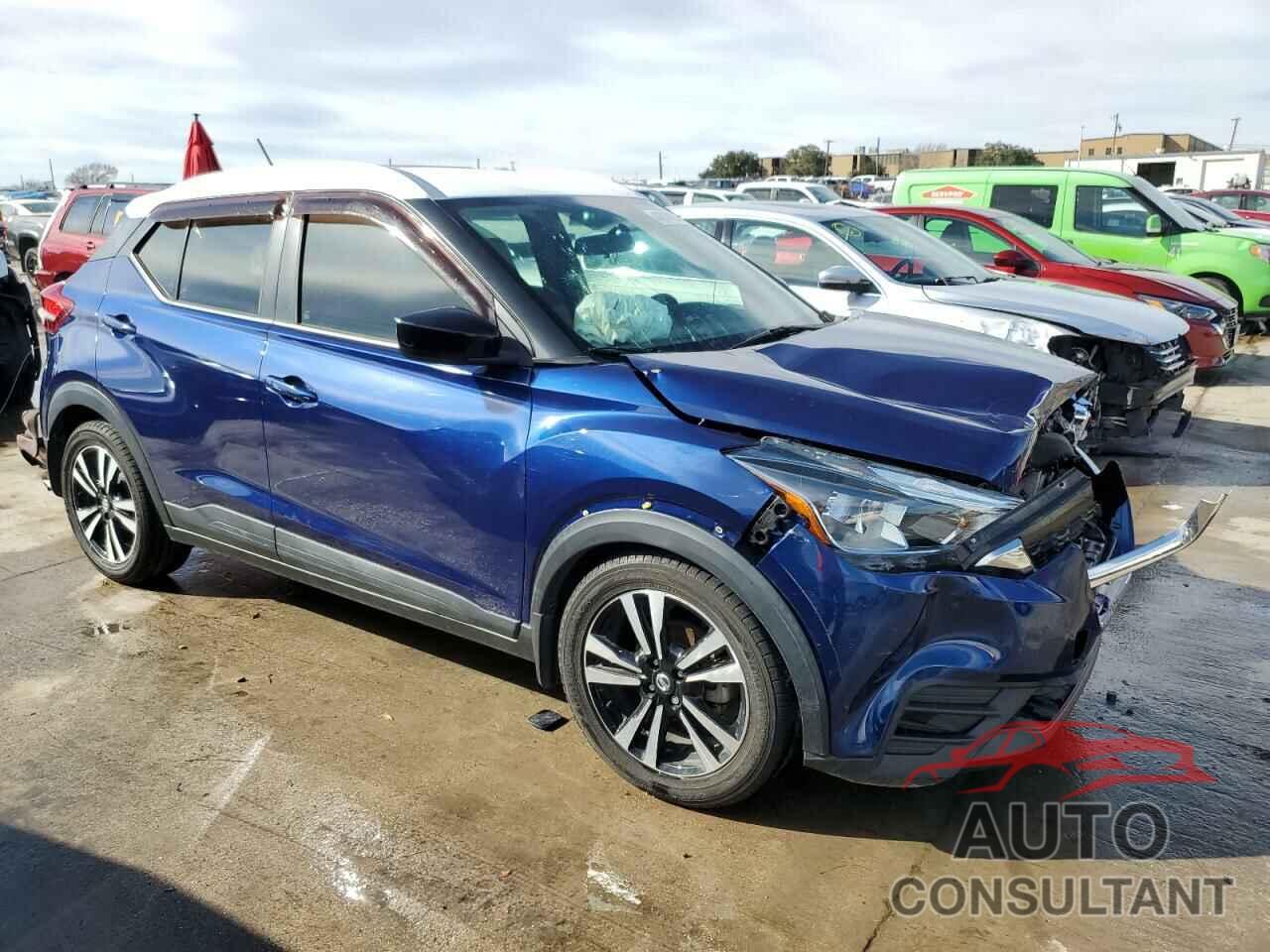 NISSAN KICKS 2018 - 3N1CP5CU7JL523804