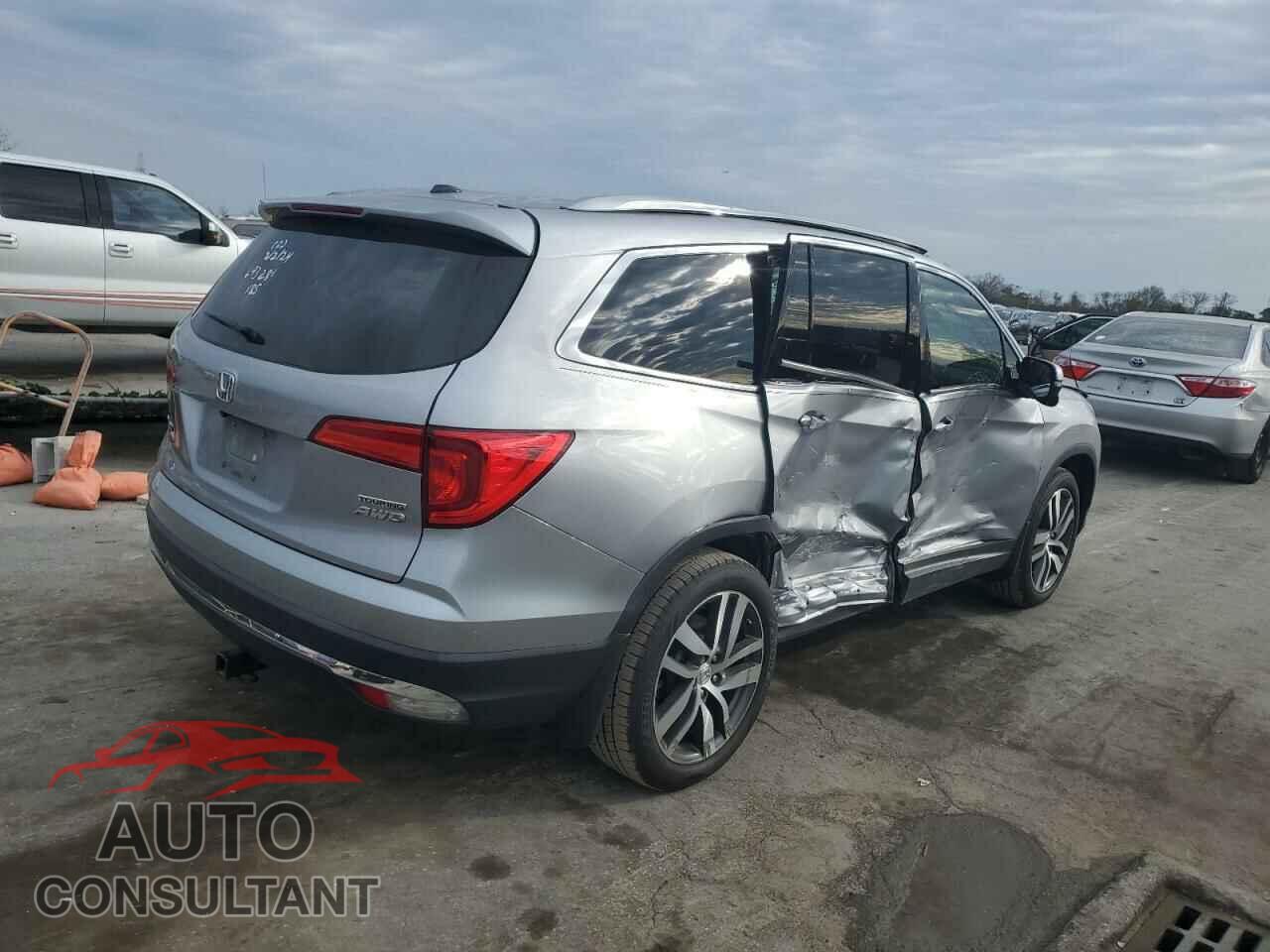 HONDA PILOT 2017 - 5FNYF6H90HB086527