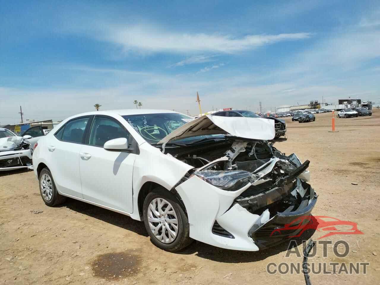 TOYOTA COROLLA 2018 - 5YFBURHE3JP744622