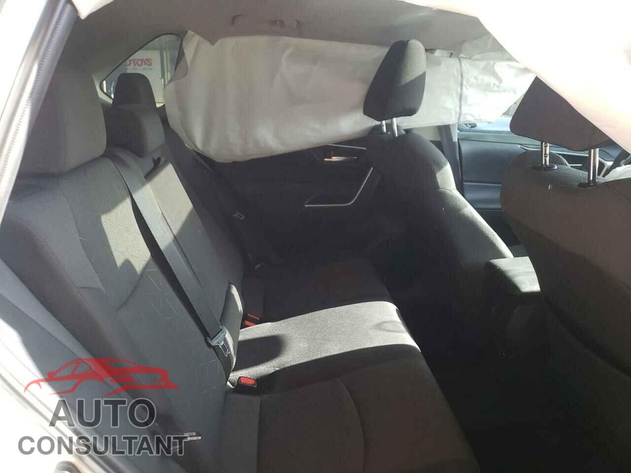 TOYOTA RAV4 2021 - 2T3W1RFV9MC123264
