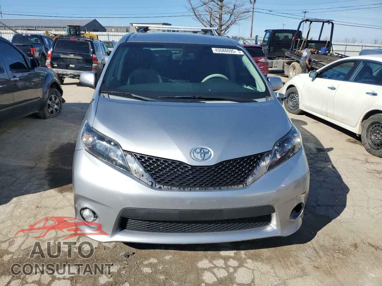 TOYOTA SIENNA 2013 - 5TDXK3DC2DS349727
