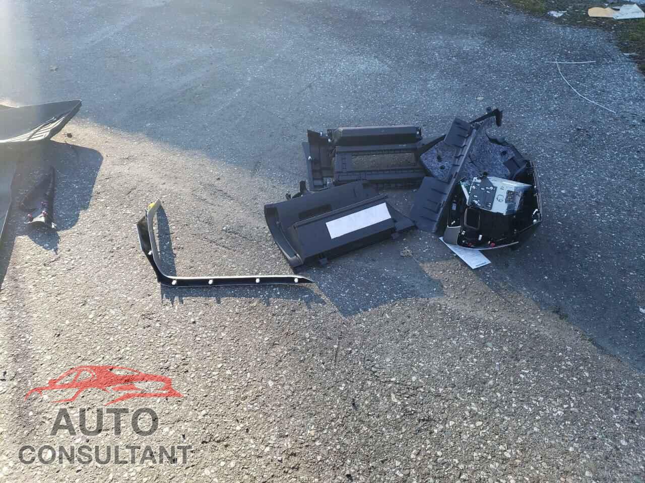 MITSUBISHI ECLIPSE 2019 - JA4AT3AA7KZ045661