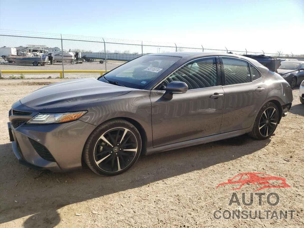 TOYOTA CAMRY 2018 - 4T1BZ1HK8JU006077
