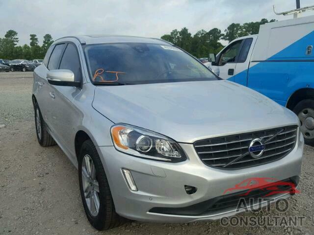 VOLVO XC60 T5 2017 - YV440MDU4H2124419