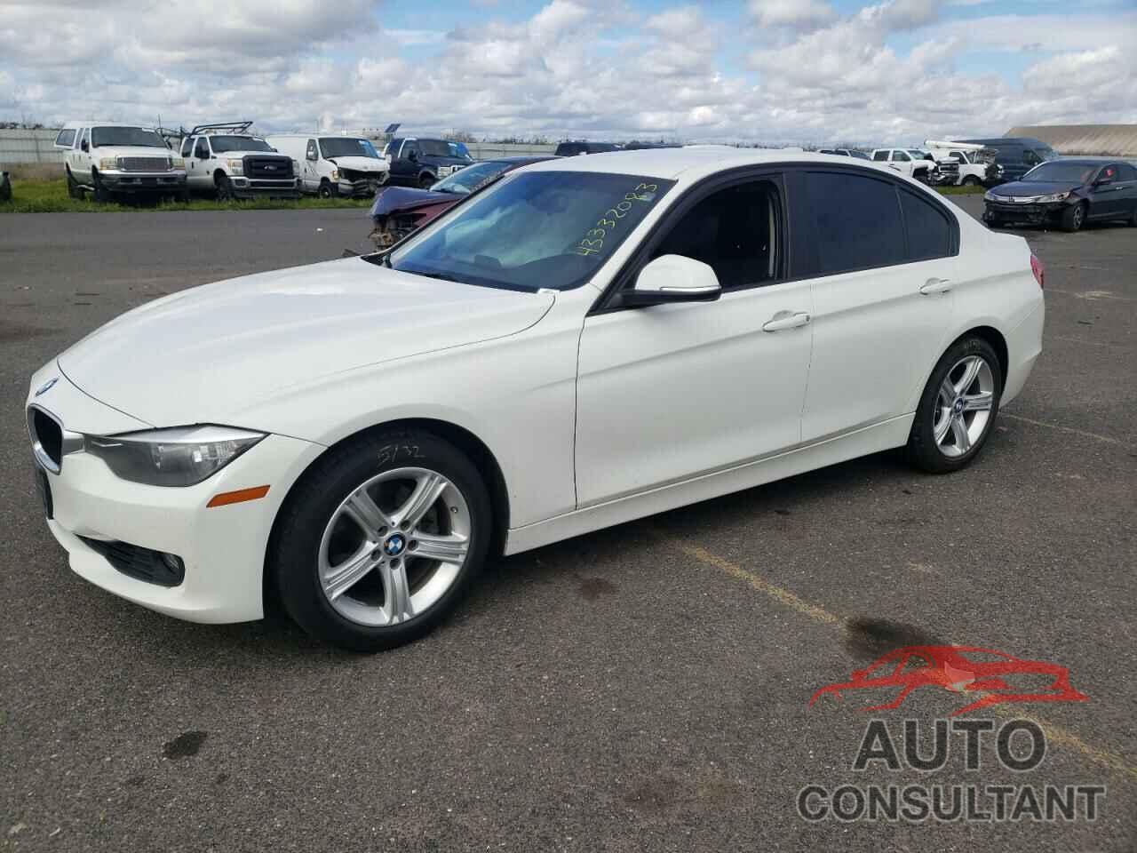 BMW 3 SERIES 2015 - WBA3C1C5XFK119718