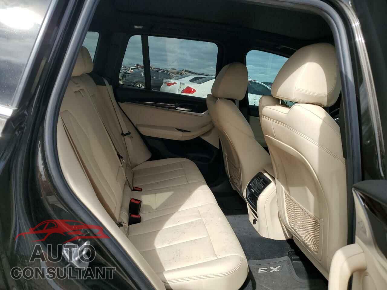 BMW X3 2018 - 5UXTR9C57JLD66327