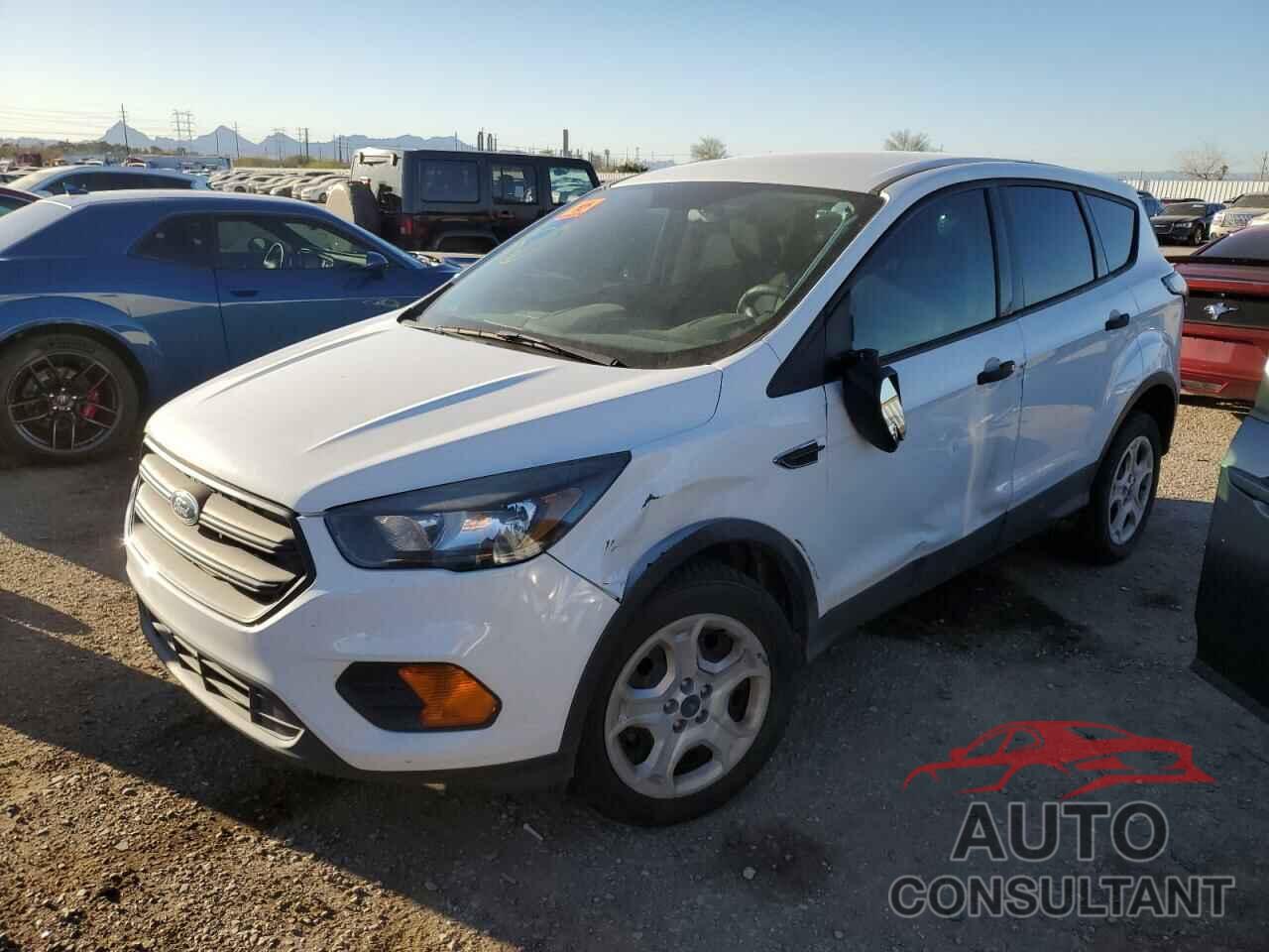 FORD ESCAPE 2018 - 1FMCU0F76JUA24489