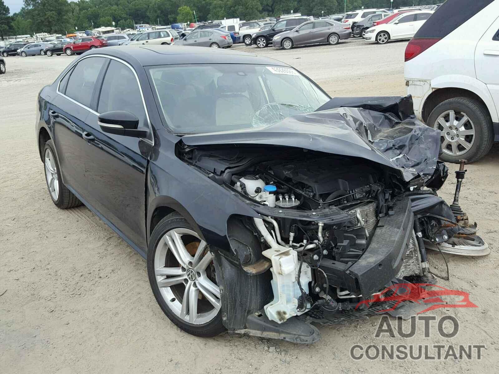 VOLKSWAGEN PASSAT 2015 - 1VWBV7A35FC051106