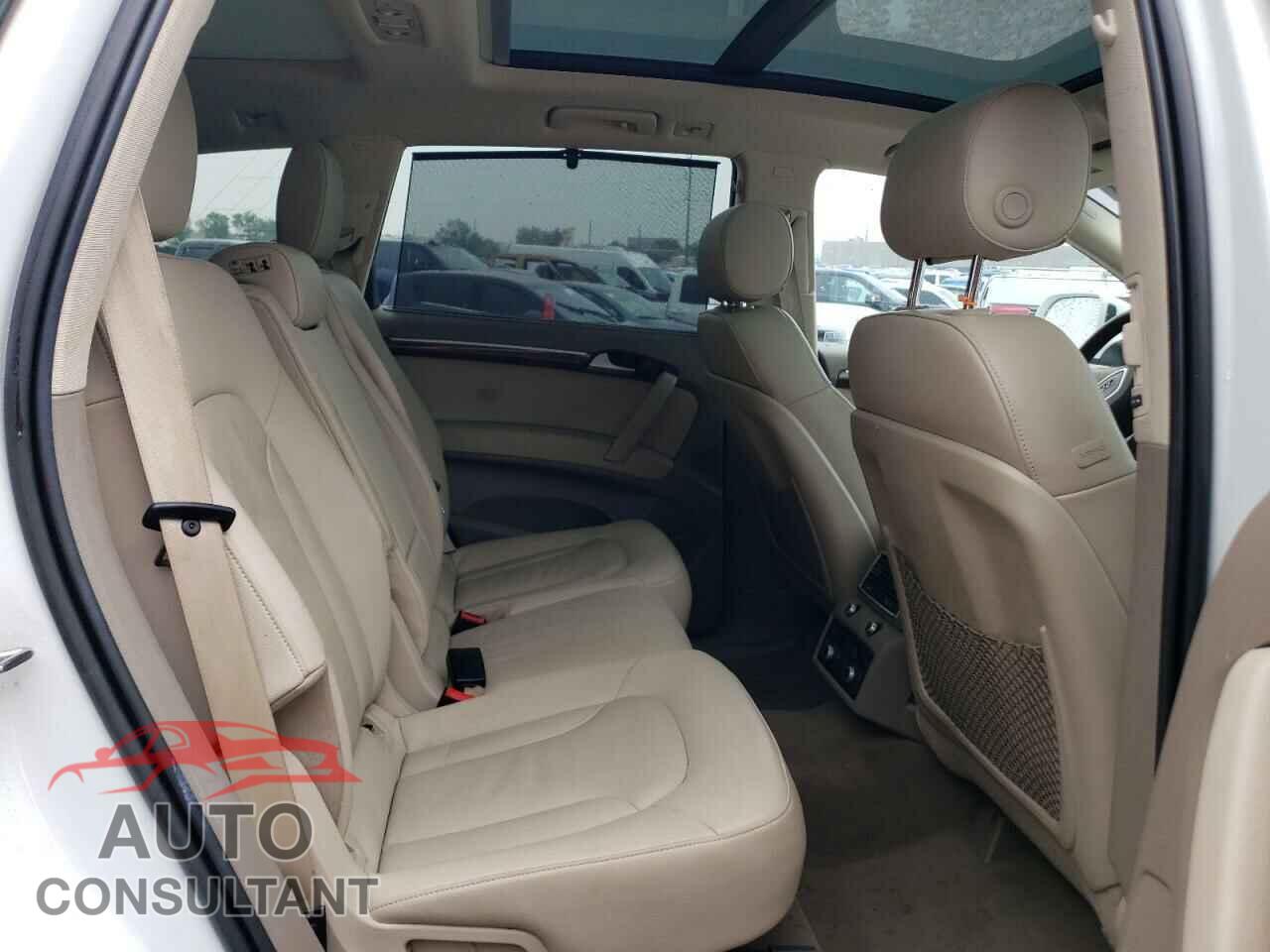 AUDI Q7 2015 - WA1LMAFE2FD013760