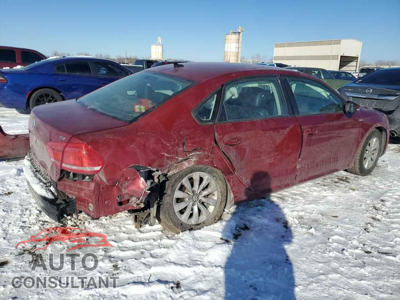 VOLKSWAGEN PASSAT 2015 - 1VWAT7A35FC014252