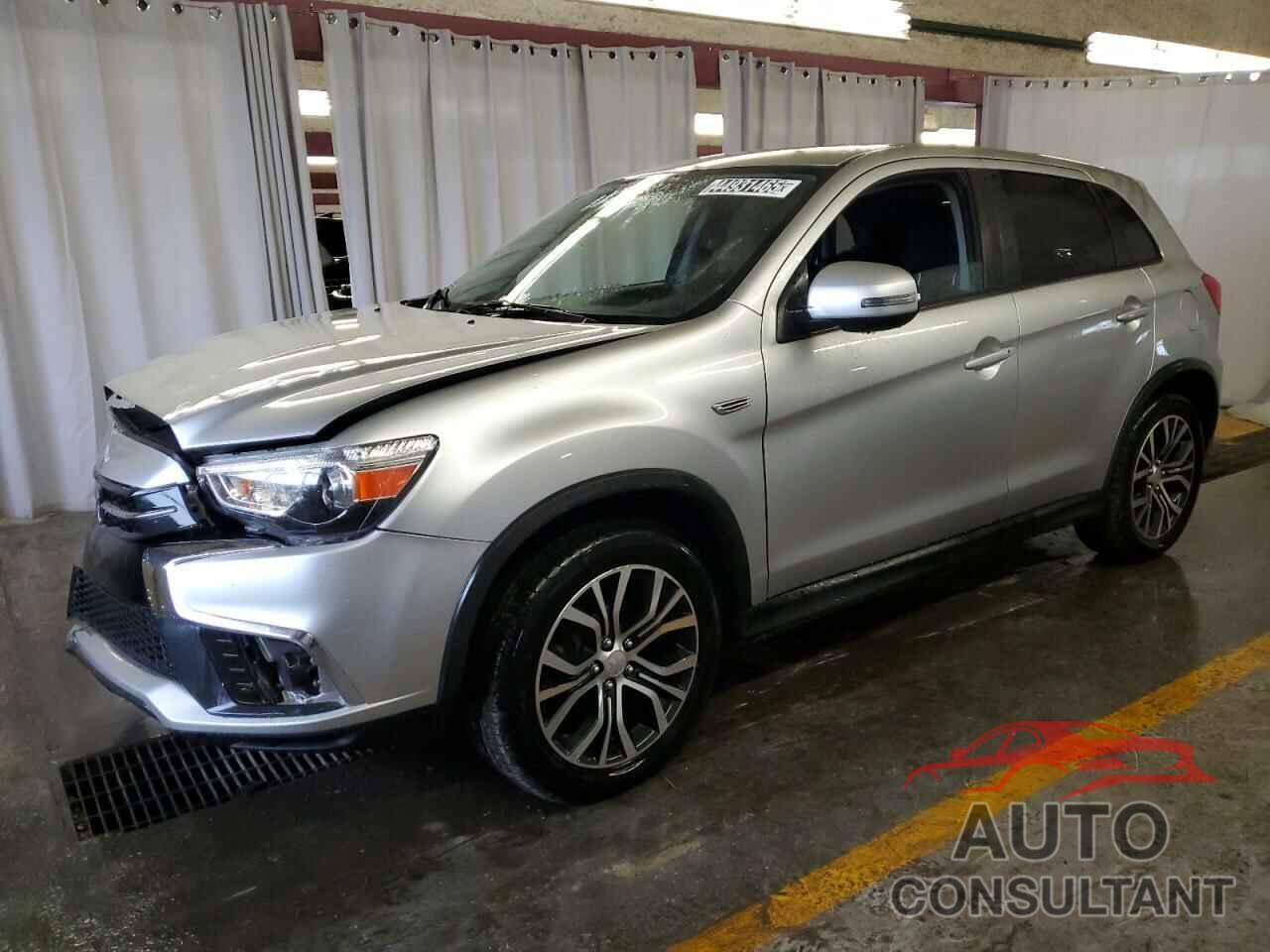 MITSUBISHI OUTLANDER 2018 - JA4AR3AU7JU006220