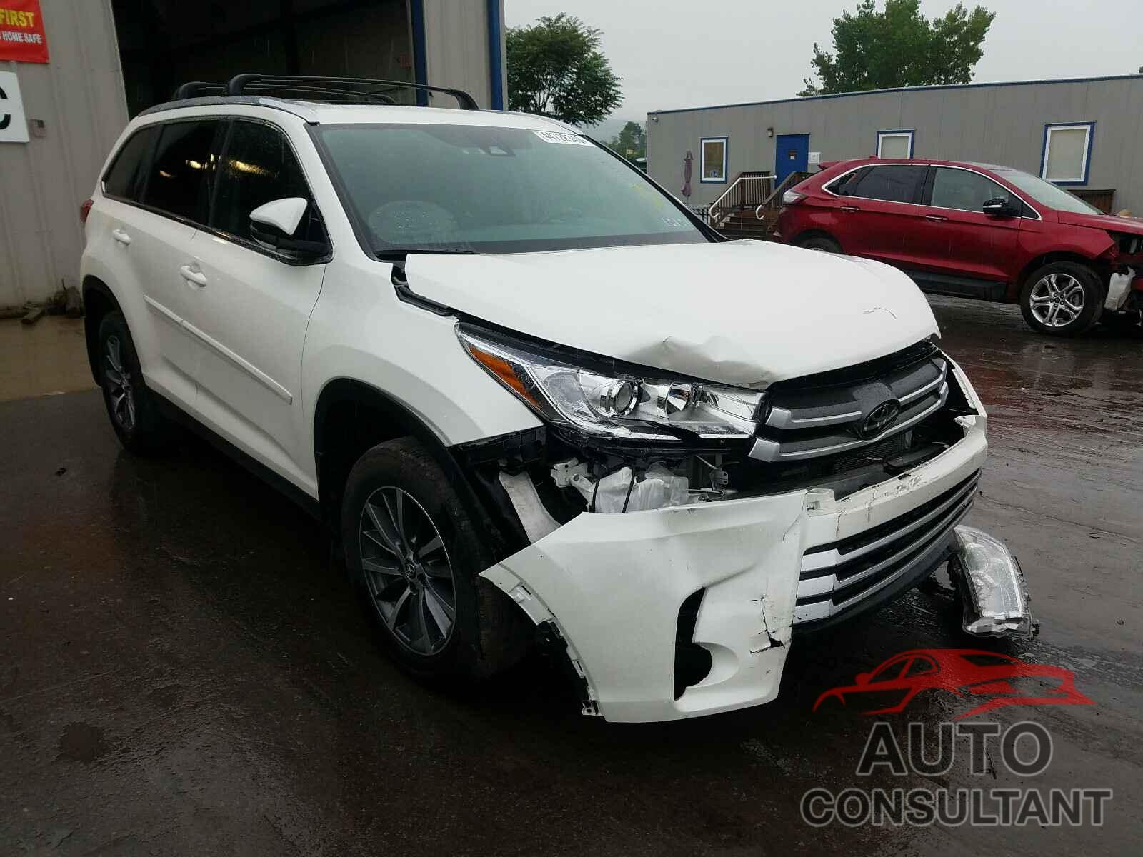 TOYOTA HIGHLANDER 2019 - 5TDJZRFHXKS572771