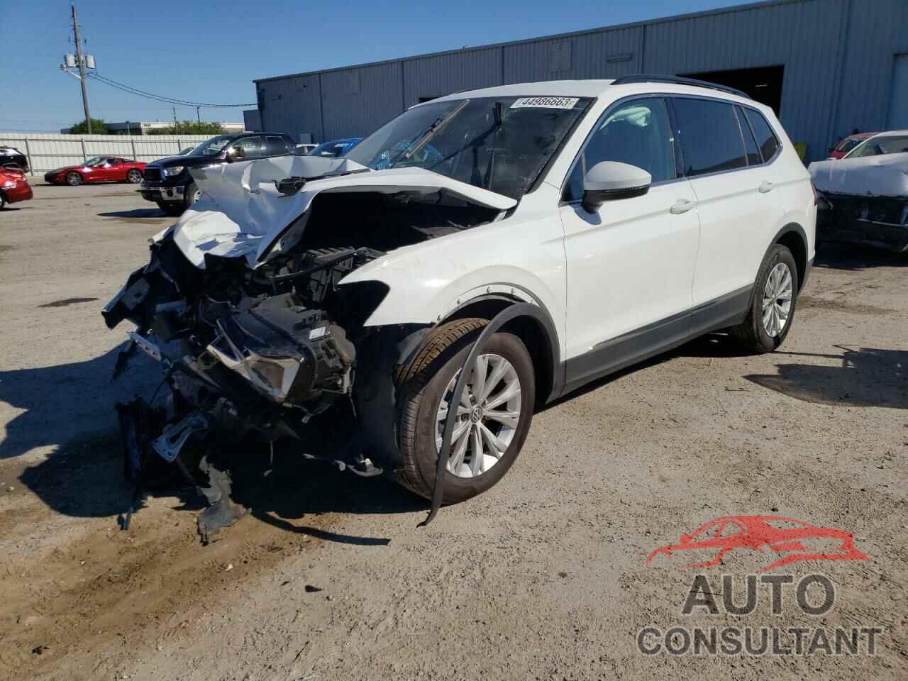 VOLKSWAGEN TIGUAN 2018 - 3VV3B7AX9JM129561